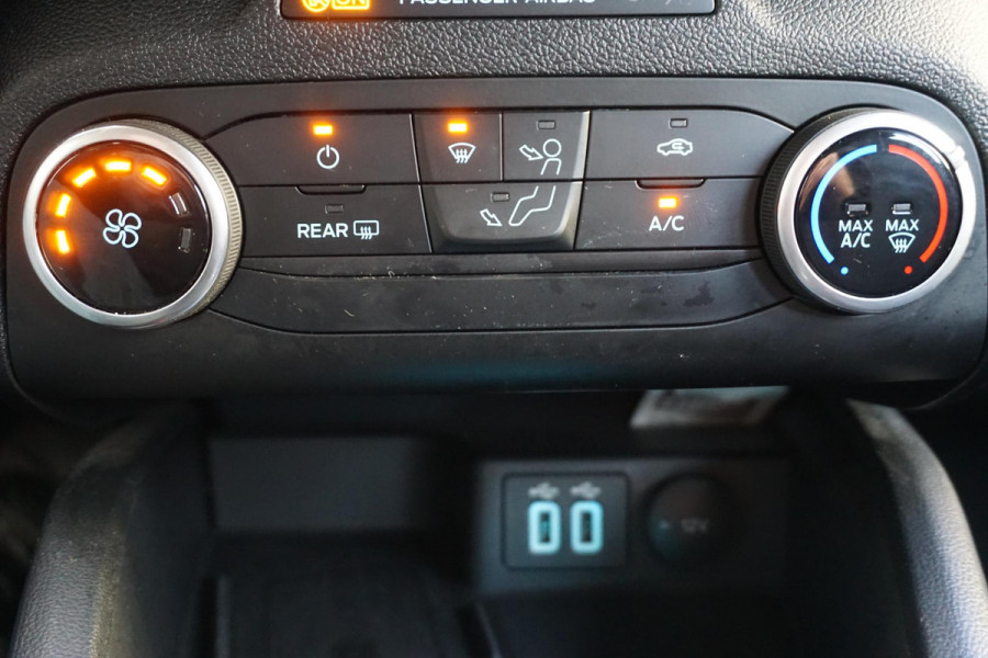 Ford FOCUS Wagon 1.0 EcoB.125PK Hybrid Business/Trekhaak/ Camera/December 2020!!