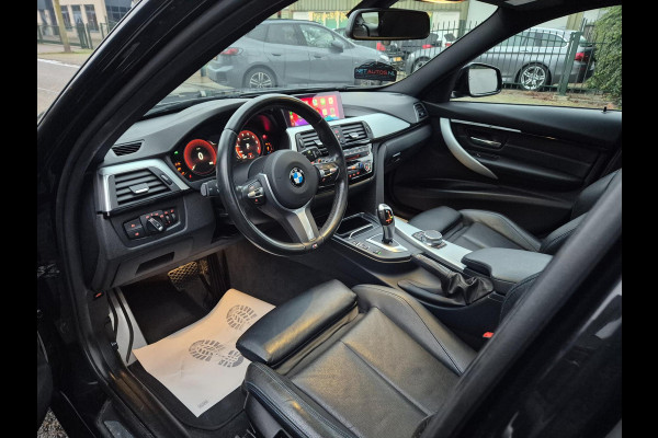 BMW 3 Serie Touring M Sport Panorama Apple CarPlay Camera Trekhaak volle Optieslijst NAP 6WB Shadow Executive Edition NAP Nbt Evo