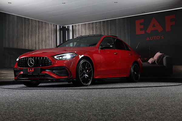 Mercedes-Benz C-Klasse 300 e AMG 63 Look / Burmester / Head Up / 360 Camera / Acc / Elek Stoelen / Full Leder / Open Pano / 20 Inc