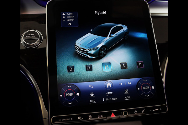 Mercedes-Benz C-Klasse 300 e AMG 63 Look / Burmester / Head Up / 360 Camera / Acc / Elek Stoelen / Full Leder / Open Pano / 20 Inc