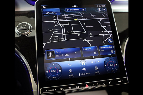 Mercedes-Benz C-Klasse 300 e AMG 63 Look / Burmester / Head Up / 360 Camera / Acc / Elek Stoelen / Full Leder / Open Pano / 20 Inc