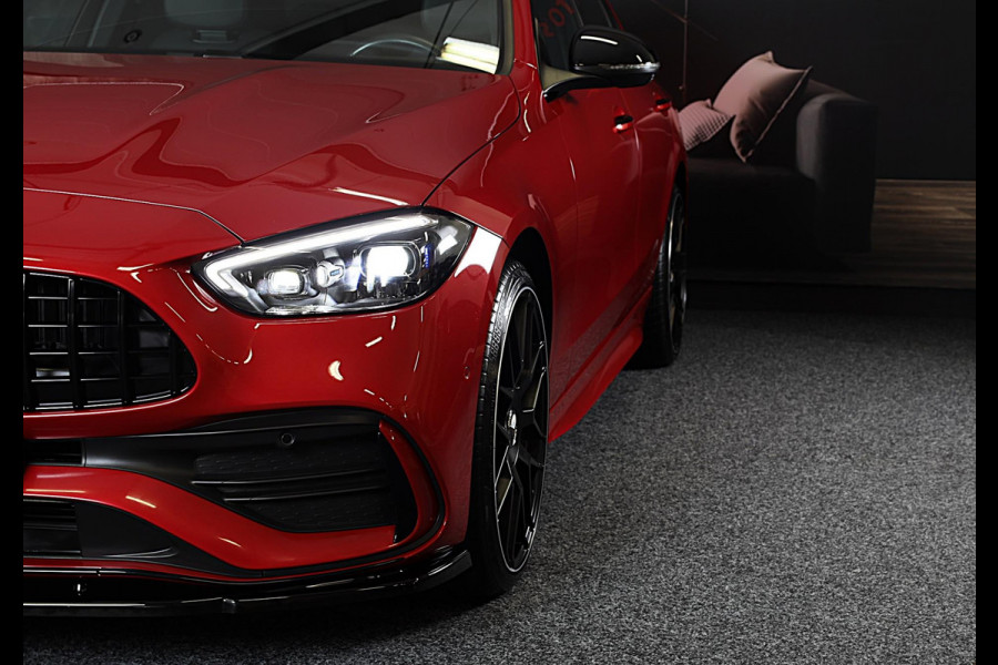 Mercedes-Benz C-Klasse 300 e AMG 63 Look / Burmester / Head Up / 360 Camera / Acc / Elek Stoelen / Full Leder / Open Pano / 20 Inc