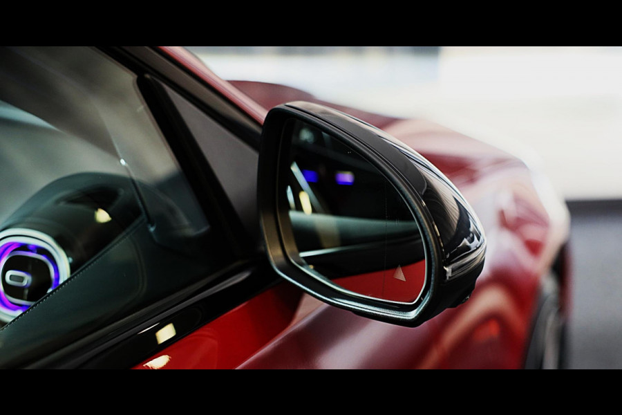 Mercedes-Benz C-Klasse 300 e AMG 63 Look / Burmester / Head Up / 360 Camera / Acc / Elek Stoelen / Full Leder / Open Pano / 20 Inc