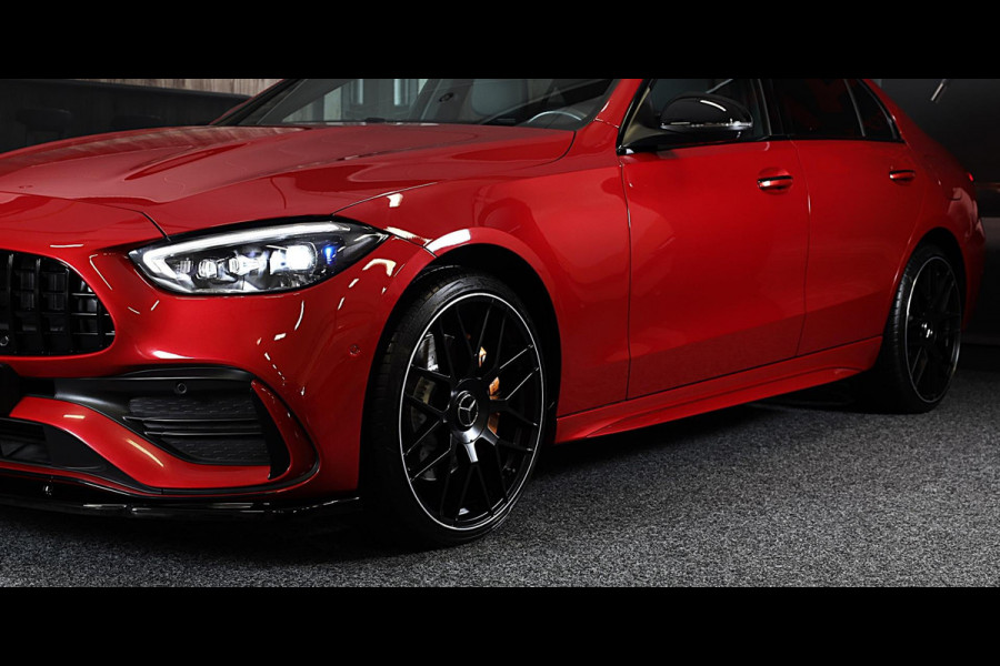 Mercedes-Benz C-Klasse 300 e AMG 63 Look / Burmester / Head Up / 360 Camera / Acc / Elek Stoelen / Full Leder / Open Pano / 20 Inc