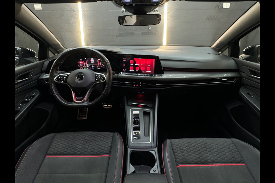 Volkswagen Golf 2.0 TSI GTI Clubsport Pano|IQ|Camera|Sfeer