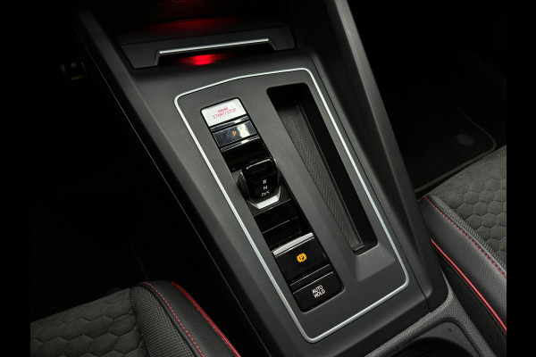 Volkswagen Golf 2.0 TSI GTI Clubsport Pano|IQ|Camera|Sfeer