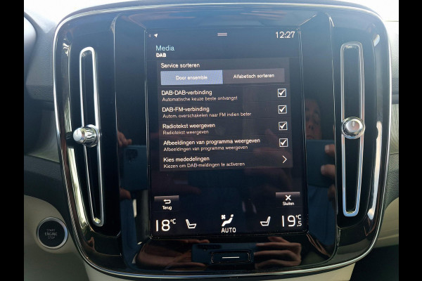 Volvo XC40 1.5 T5 Plug-in hybrid Inscription Plus Bright | Leder | Memory Seat | Trekhaak wegklapbaar | occasion