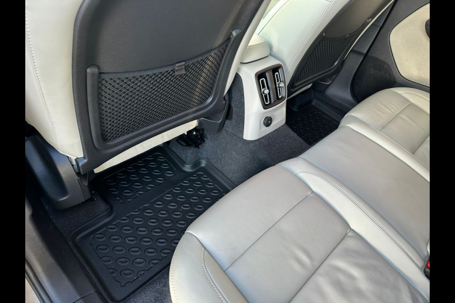 Volvo XC40 1.5 T5 Plug-in hybrid Inscription Plus Bright | Leder | Memory Seat | Trekhaak wegklapbaar | occasion