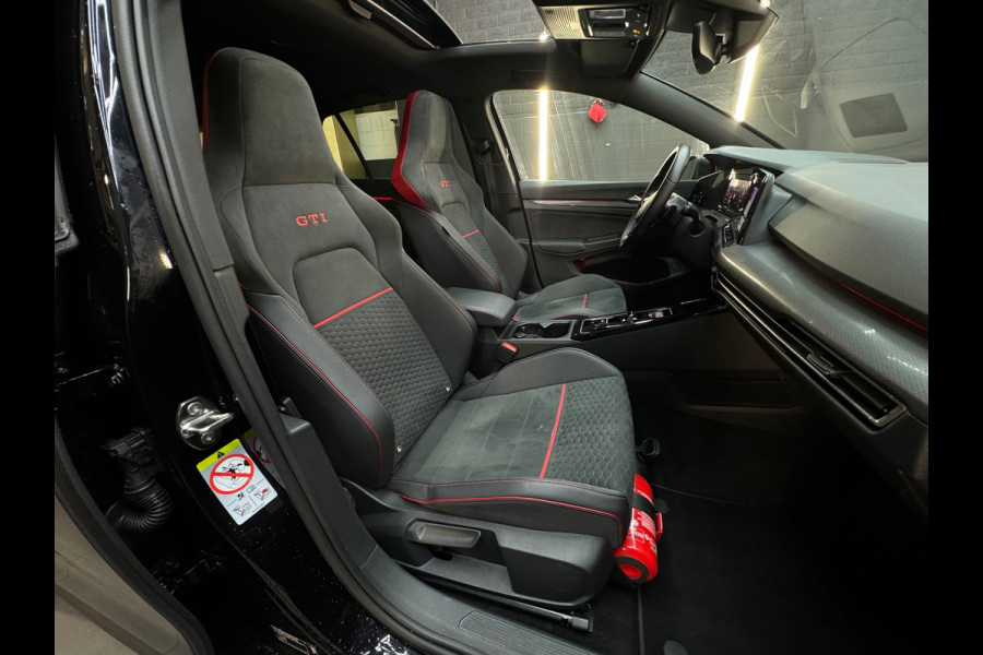 Volkswagen Golf 2.0 TSI GTI Clubsport Pano|H/K|HuD|IQ|Keyless