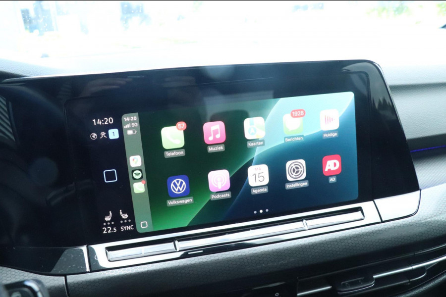 Volkswagen Golf 2.0 TSI GTI | PANO - HUD - IQ.LIGHT - HARMAN KARDON - VOL!