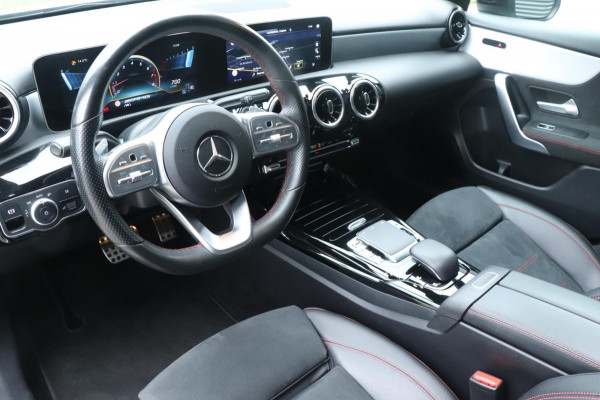 Mercedes-Benz A-Klasse AMG A35 4MATIC | PANO | CAMERA | VOL!