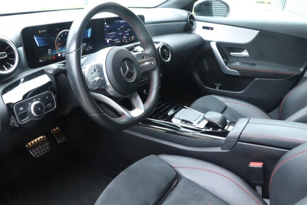Mercedes-Benz A-Klasse AMG A35 4MATIC | PANO | CAMERA | VOL!