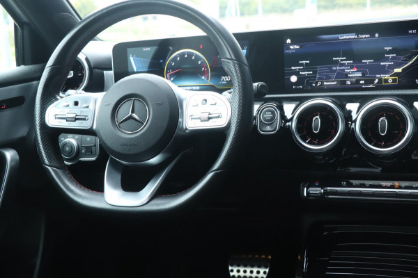 Mercedes-Benz A-Klasse AMG A35 4MATIC | PANO | CAMERA | VOL!
