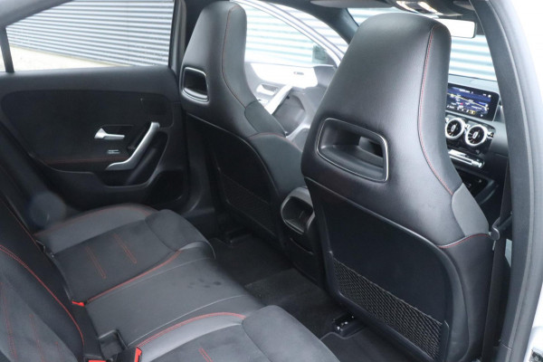 Mercedes-Benz A-Klasse AMG A35 4MATIC | PANO | CAMERA | VOL!