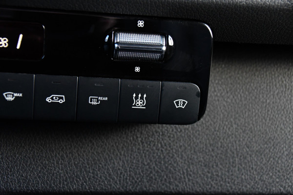 Mercedes-Benz Sprinter 317 1.9 CDI L2H2 RWD PB Edition Camera, Cruise, Carplay, 10,5'' Mbux, 3500kg Trekhaak, Stoelverwarming, 170pk, Automaat, Uniek!