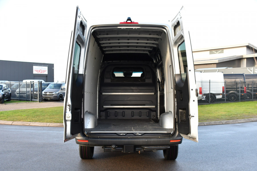 Mercedes-Benz Sprinter 317 1.9 CDI L2H2 RWD PB Edition Camera, Cruise, Carplay, 10,5'' Mbux, 3500kg Trekhaak, Stoelverwarming, 170pk, Automaat, Uniek!