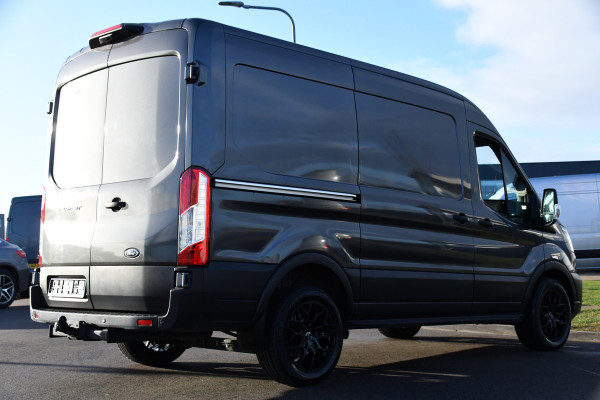 Ford Transit 350 2.0 TDCI L2H2 Raptor Edition Camera, Cruise, Carplay, Xenon, 170pk, Stoelverwarming, Automaat, Trekhaak, Uniek!