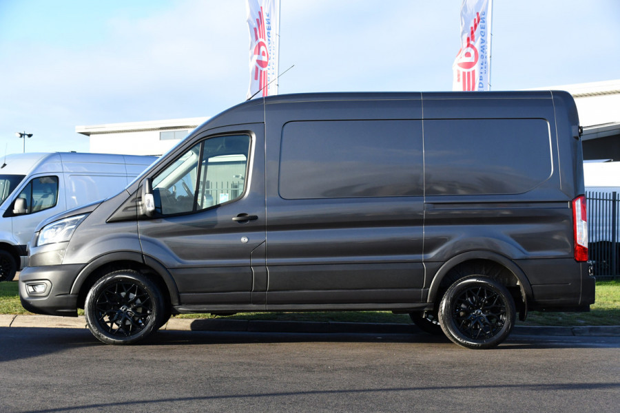 Ford Transit 350 2.0 TDCI L2H2 Raptor Edition Camera, Cruise, Carplay, Xenon, 170pk, Stoelverwarming, Automaat, Trekhaak, Uniek!