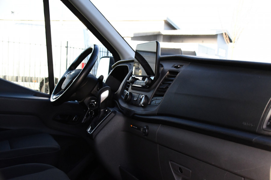 Ford Transit 350 2.0 TDCI L2H2 Raptor Edition Camera, Cruise, Carplay, Xenon, 170pk, Stoelverwarming, Automaat, Trekhaak, Uniek!