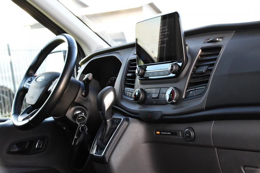 Ford Transit 350 2.0 TDCI L2H2 Raptor Edition Camera, Cruise, Carplay, Xenon, 170pk, Stoelverwarming, Automaat, Trekhaak, Uniek!