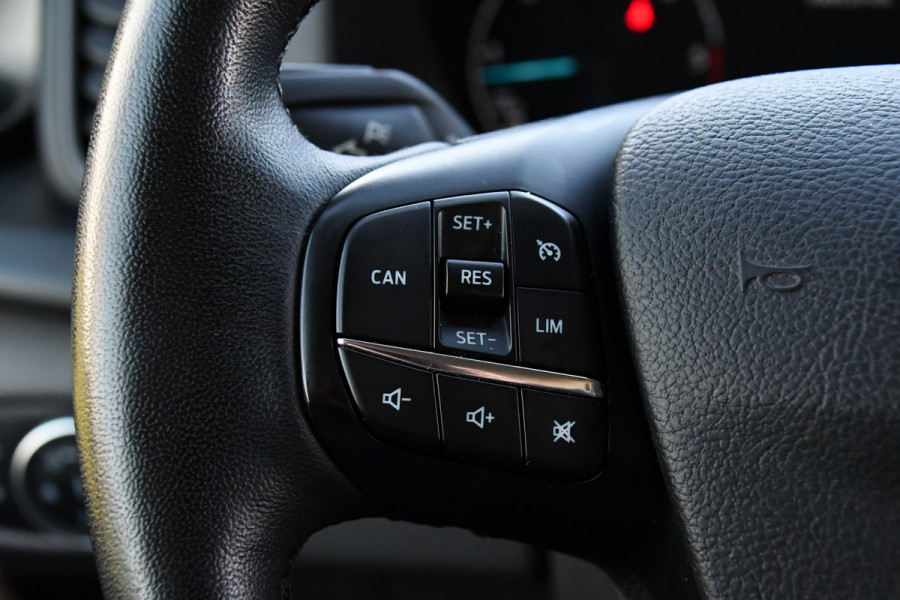 Ford Transit 350 2.0 TDCI L2H2 Raptor Edition Camera, Cruise, Carplay, Xenon, 170pk, Stoelverwarming, Automaat, Trekhaak, Uniek!