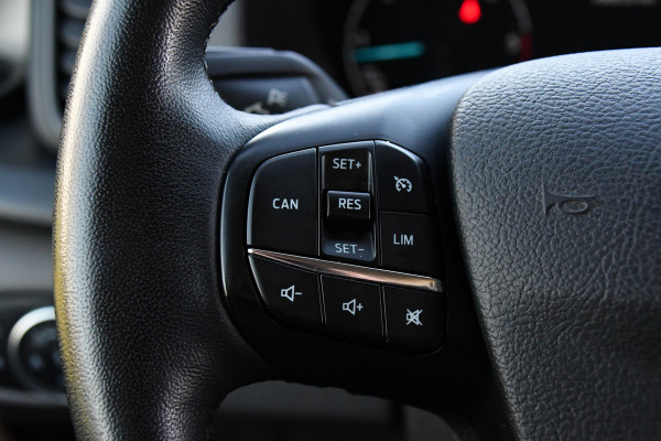 Ford Transit 350 2.0 TDCI L2H2 Raptor Edition Camera, Cruise, Carplay, Xenon, 170pk, Stoelverwarming, Automaat, Trekhaak, Uniek!