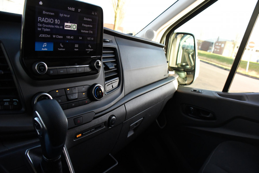 Ford Transit 350 2.0 TDCI L2H2 Raptor Edition Camera, Cruise, Carplay, Xenon, 170pk, Stoelverwarming, Automaat, Trekhaak, Uniek!