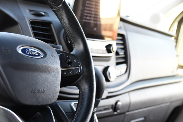 Ford Transit 350 2.0 TDCI L2H2 Raptor Edition Camera, Cruise, Carplay, Xenon, 170pk, Stoelverwarming, Automaat, Trekhaak, Uniek!
