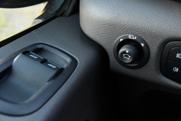 Ford Transit 350 2.0 TDCI L2H2 Raptor Edition Camera, Cruise, Carplay, Xenon, 170pk, Stoelverwarming, Automaat, Trekhaak, Uniek!