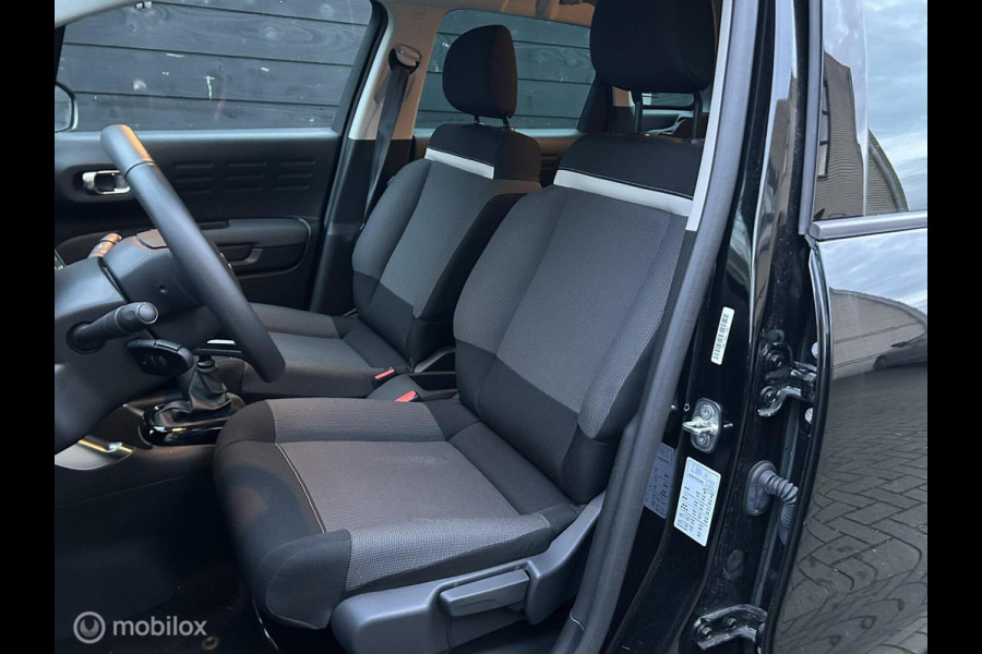 Citroën C3 Aircross 1.2 PureTech Plus 110 PK / FM NAV / 16" / Privacy glass / Carplay