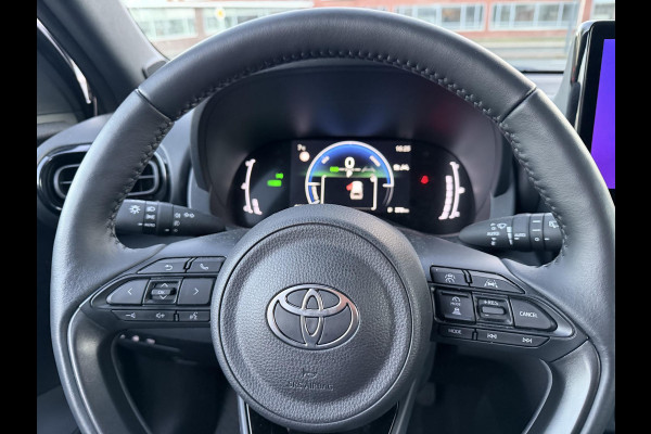 Toyota Yaris Cross 1.5 Hybrid 115 Dynamic | Navigatie | Apple Carplay & AndroidAUTO | Stuur & Stoelverwarming|