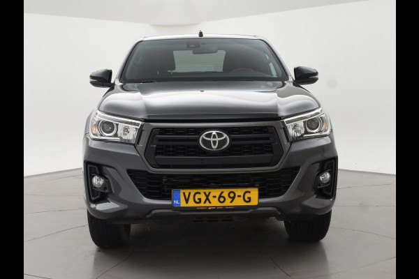 Toyota Hilux 2.4 D-4D AUT. 4X4 DOUBLE CAB EXECUTIVE ORIG. NL *41.151 KM* + ADAPTIVE CRUISE | CAMERA | STOELVERW. | NAVIGATIE