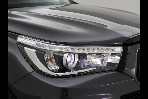 Toyota Hilux 2.4 D-4D AUT. 4X4 DOUBLE CAB EXECUTIVE ORIG. NL *41.151 KM* + ADAPTIVE CRUISE | CAMERA | STOELVERW. | NAVIGATIE