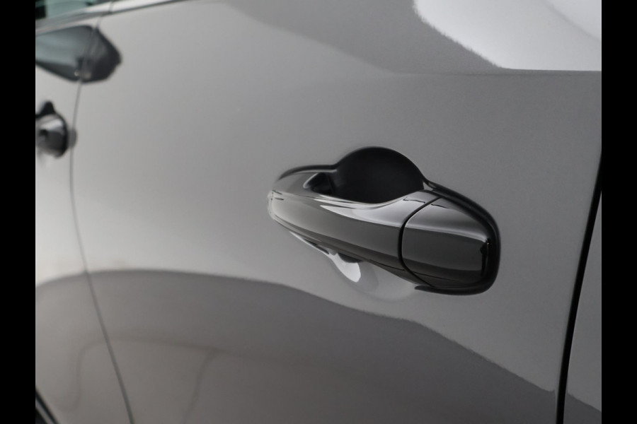 Toyota Hilux 2.4 D-4D AUT. 4X4 DOUBLE CAB EXECUTIVE ORIG. NL *41.151 KM* + ADAPTIVE CRUISE | CAMERA | STOELVERW. | NAVIGATIE