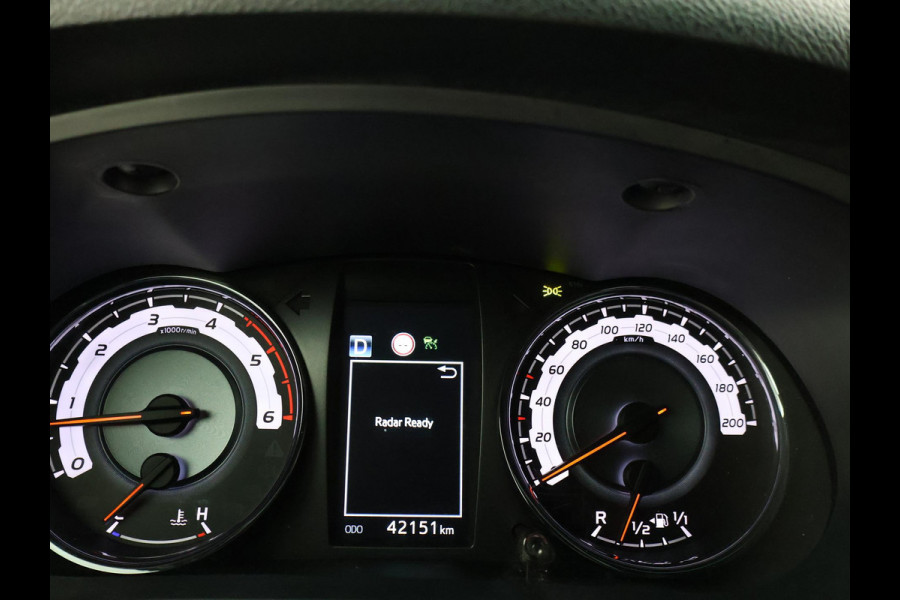 Toyota Hilux 2.4 D-4D AUT. 4X4 DOUBLE CAB EXECUTIVE ORIG. NL *41.151 KM* + ADAPTIVE CRUISE | CAMERA | STOELVERW. | NAVIGATIE