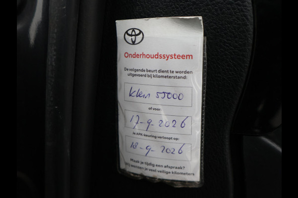 Toyota Hilux 2.4 D-4D AUT. 4X4 DOUBLE CAB EXECUTIVE ORIG. NL *41.151 KM* + ADAPTIVE CRUISE | CAMERA | STOELVERW. | NAVIGATIE
