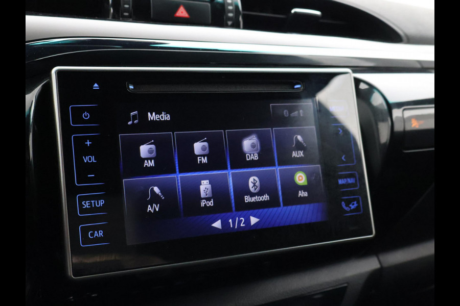 Toyota Hilux 2.4 D-4D AUT. 4X4 DOUBLE CAB EXECUTIVE ORIG. NL *41.151 KM* + ADAPTIVE CRUISE | CAMERA | STOELVERW. | NAVIGATIE