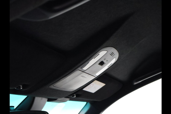 Toyota Hilux 2.4 D-4D AUT. 4X4 DOUBLE CAB EXECUTIVE ORIG. NL *41.151 KM* + ADAPTIVE CRUISE | CAMERA | STOELVERW. | NAVIGATIE