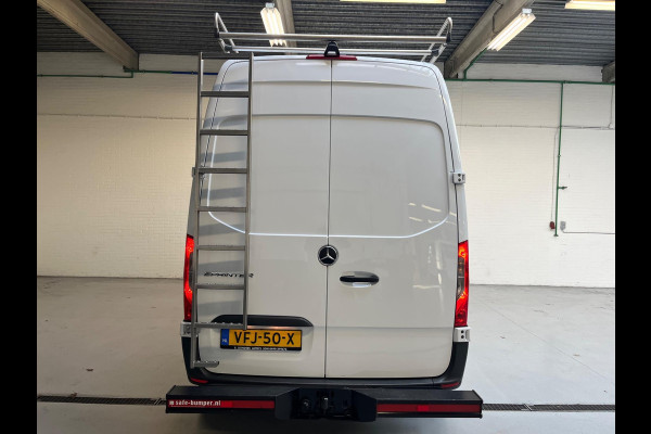 Mercedes-Benz Sprinter Automaat 211 2.2 CDI L2H2 3Persoons, Imperiaal + Trap, Kast, M-BUX, Trekhaak, RIJKLAARPRIJS! NETTE BUS!