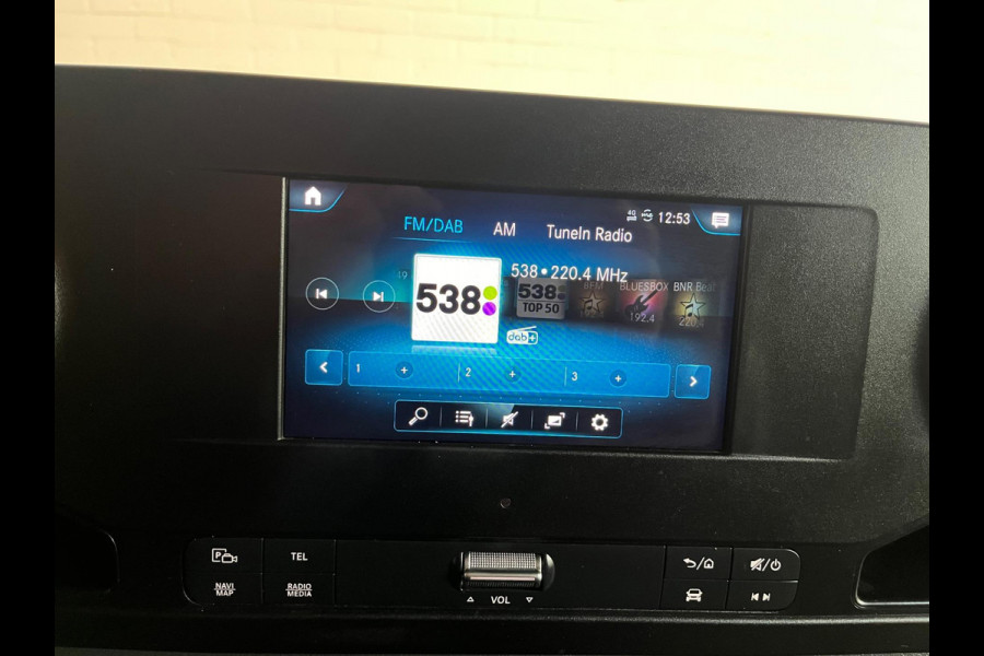 Mercedes-Benz Sprinter Automaat 211 2.2 CDI L2H2 3Persoons, Imperiaal + Trap, Kast, M-BUX, Trekhaak, RIJKLAARPRIJS! NETTE BUS!