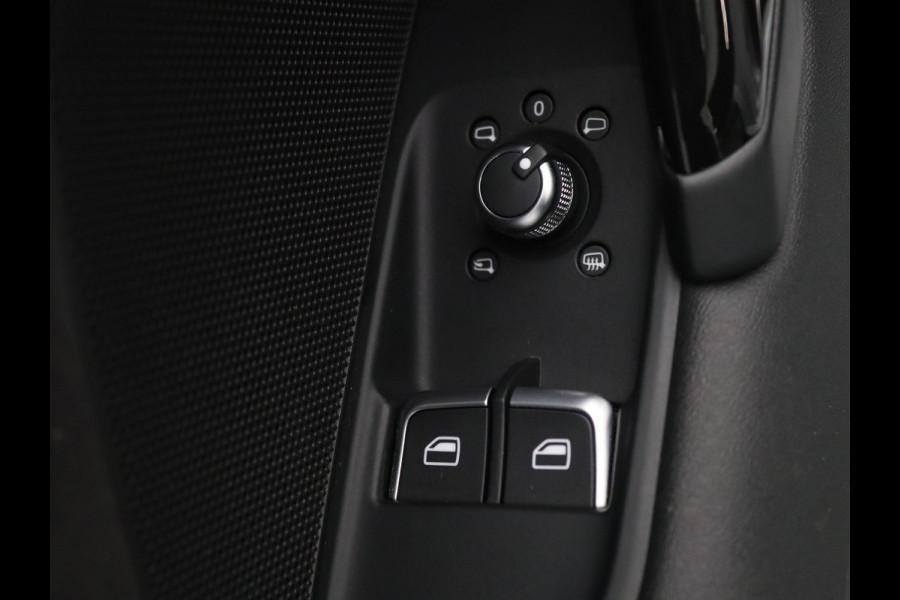 Audi TT Roadster 2.0 TFSI Pro Line S Airco | Camera | Navi | Parkeersens. achter