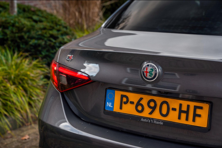 Alfa Romeo Giulia 2.0 T 280pk AWD Veloce