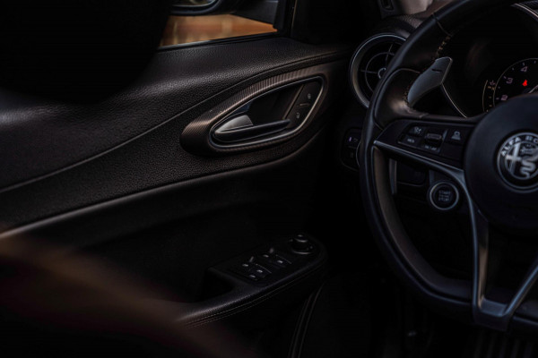 Alfa Romeo Giulia 2.0 T 280pk AWD Veloce