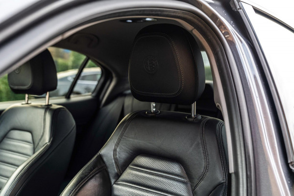 Alfa Romeo Giulia 2.0 T 280pk AWD Veloce