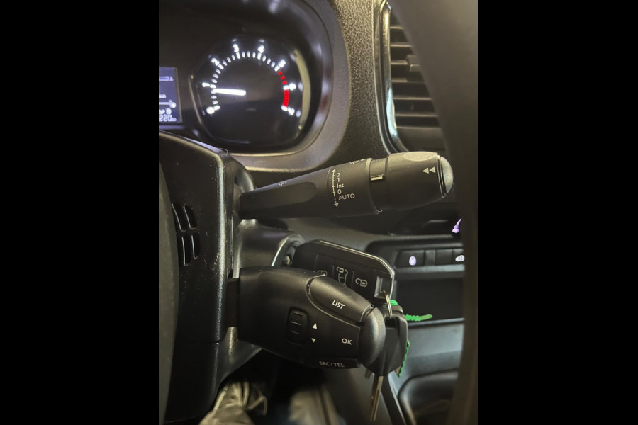 Opel Vivaro 1.5 CDTI 102pk euro6 L2H1 Edition 3Persoons, Imperiaal, Inrichting, Trekhaak 2000KG, RIJKLAARPRIJS