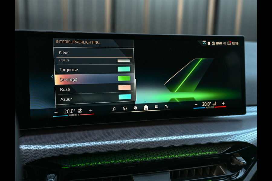 BMW 3 Serie Touring 330e xDrive · M sport · Accu 19,5kWh · Trekhaak · Active Cruise · Camera · Ambiance interieur · Full Styling