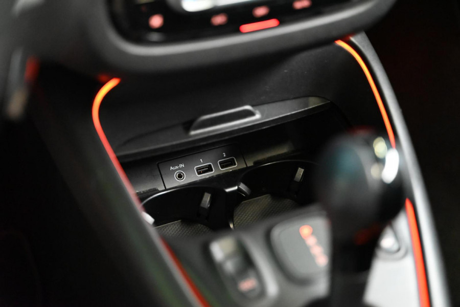 Smart Fortwo cabrio EQ Comfort PLUS - Incl. BTW - Leer - Stoel- en Stuurverwarming - LED Lampen - Achteruitrijcamera