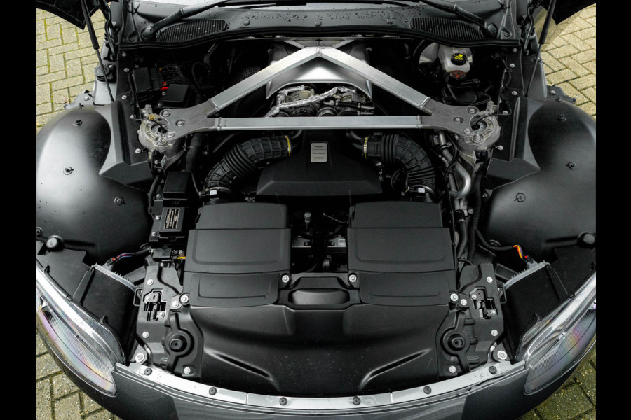 Aston Martin Vantage 4.0 V8 - 5.305km! - Dealer Maintenance