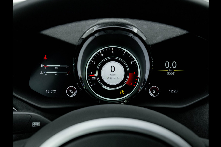 Aston Martin Vantage 4.0 V8 - 5.305km! - Dealer Maintenance
