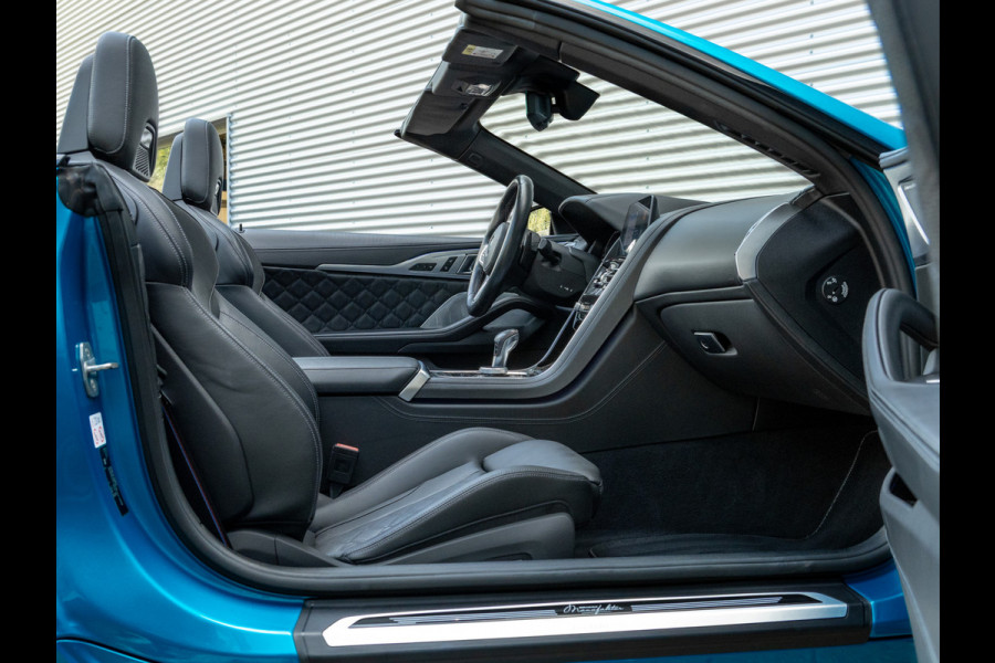 BMW 8 Serie M8 Competition Cabrio - Individual "Atlantisblue metallic" - Carbon Brakes